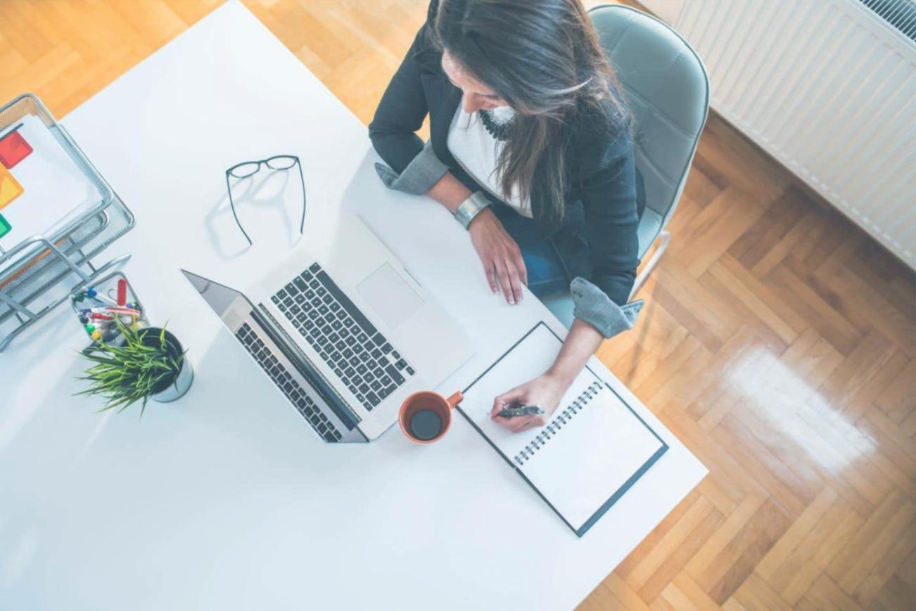 Analisi di mercato durante sessione formativa